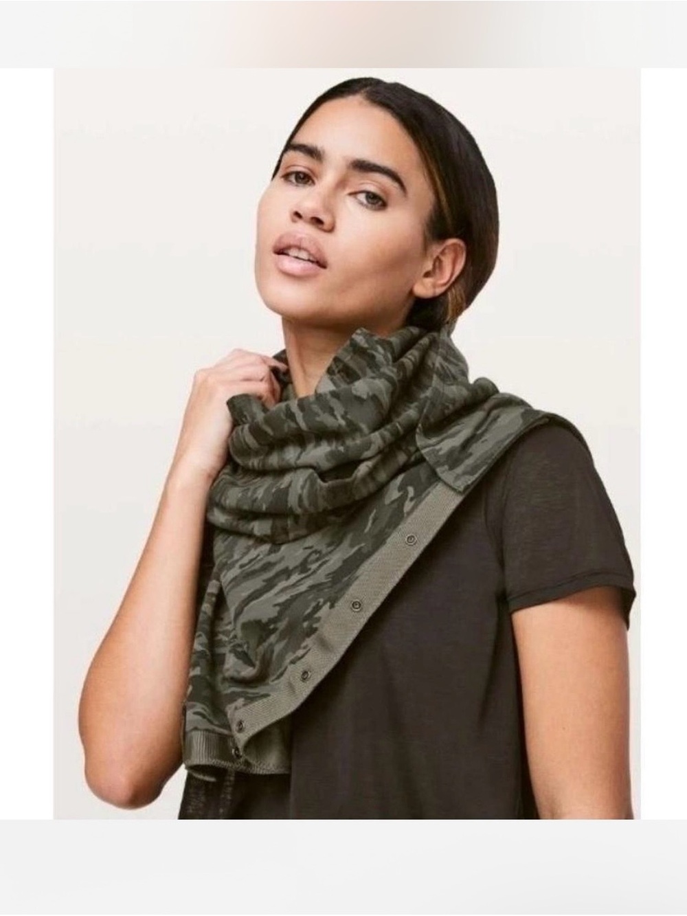 Lululemon Vinyasa Scarf Green Camo Snap Wrap Infinity Scarf OS